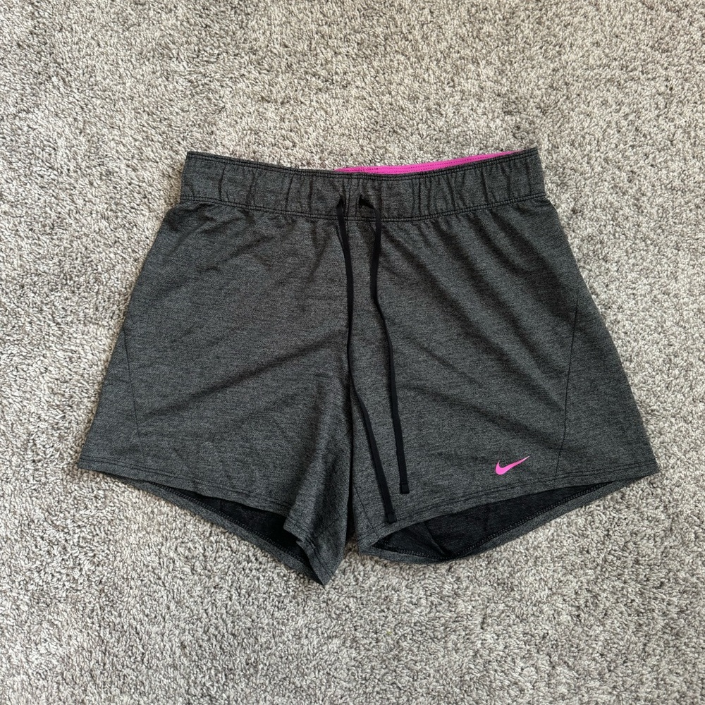 Women’s Nike Dri-Fit Short Size Small